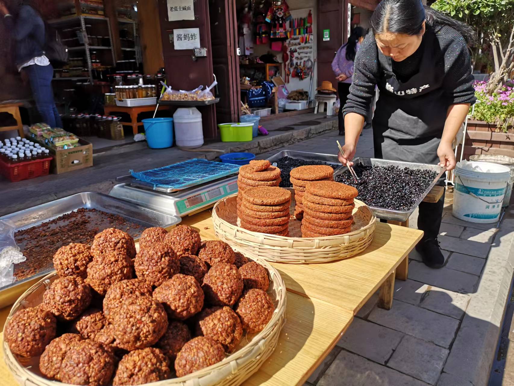 大理美好生活季|流淌在千年时空之外的古城巍山