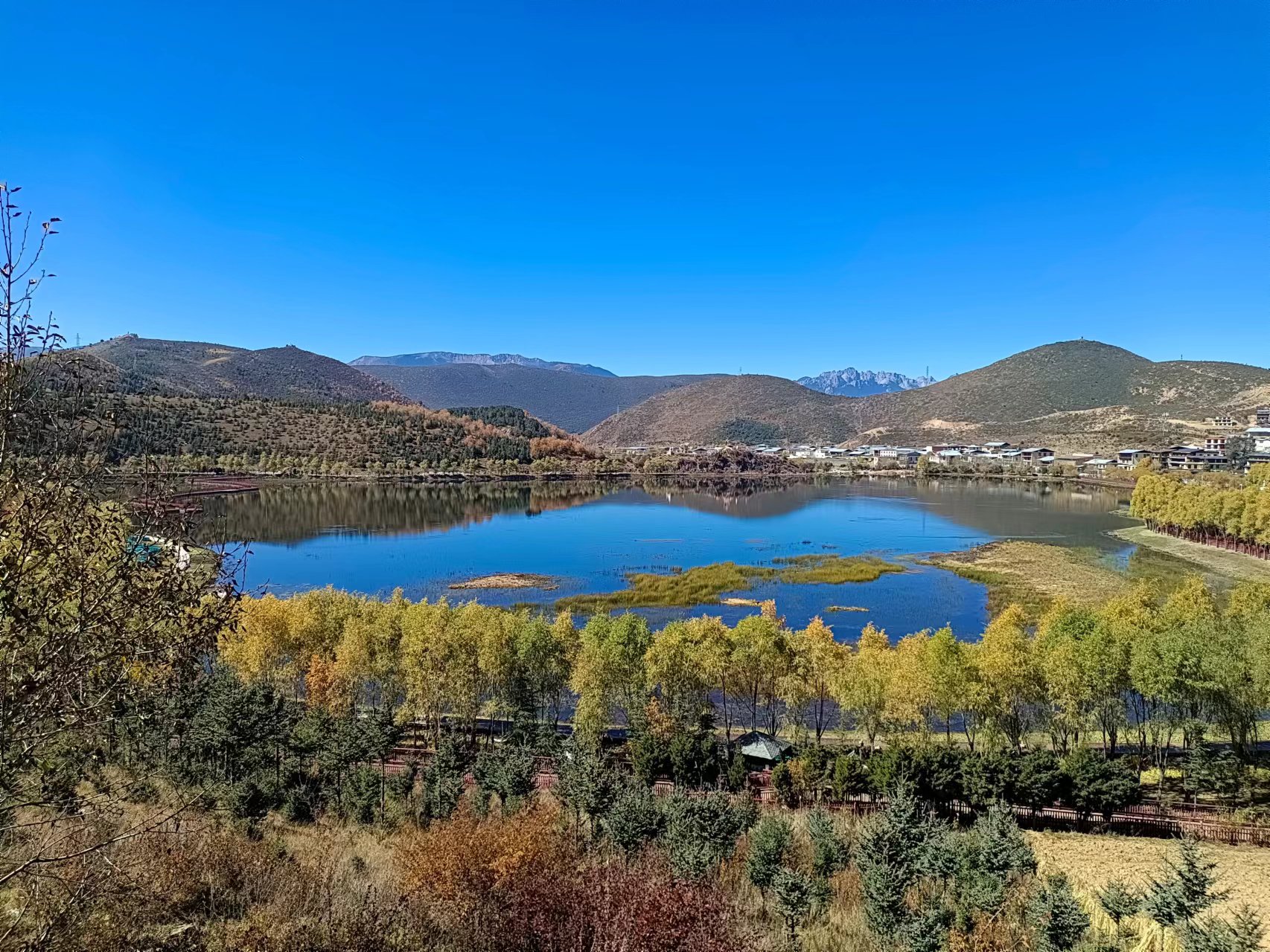 富裕美丽之城 和谐香格里拉 | “富裕美丽之城 和谐香格里拉”全媒体采访活动启动