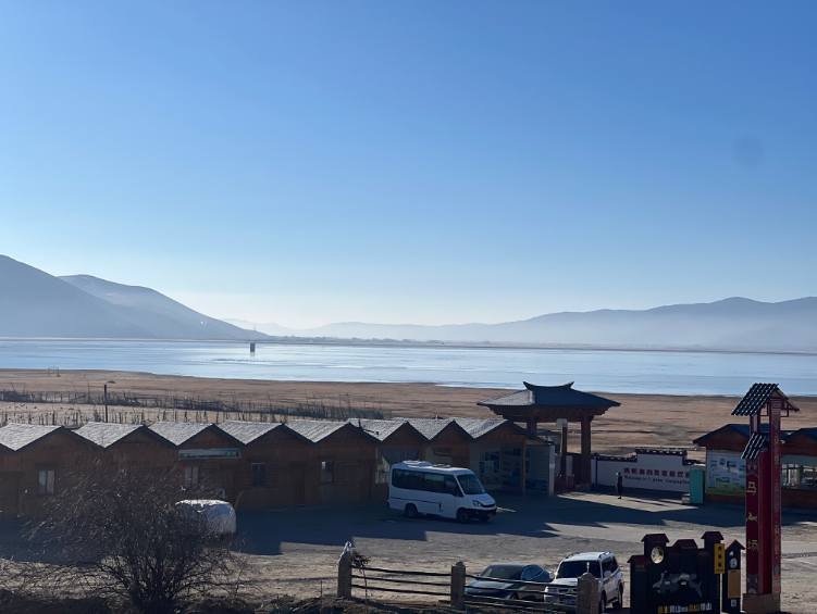 香格里拉：借势民宿 丰盈乡村1.png