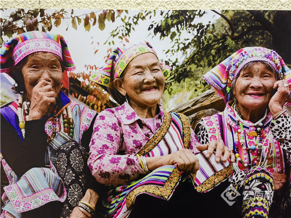 一条线：勠力同心 稳边固边5.jpg