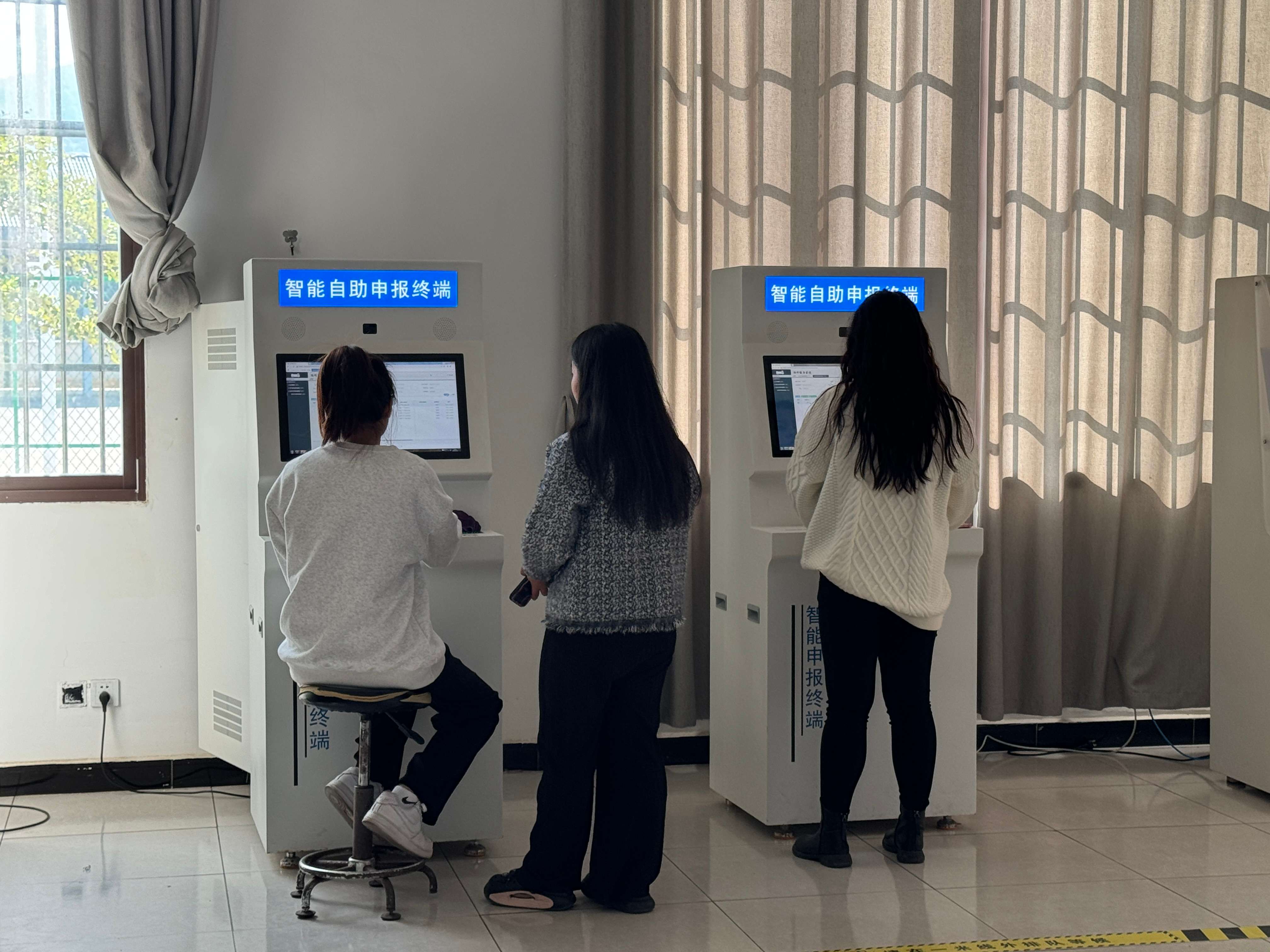 有一种叫云南的生活·一种“象”往的幸福｜边民互市往来勤 口岸经济更繁荣