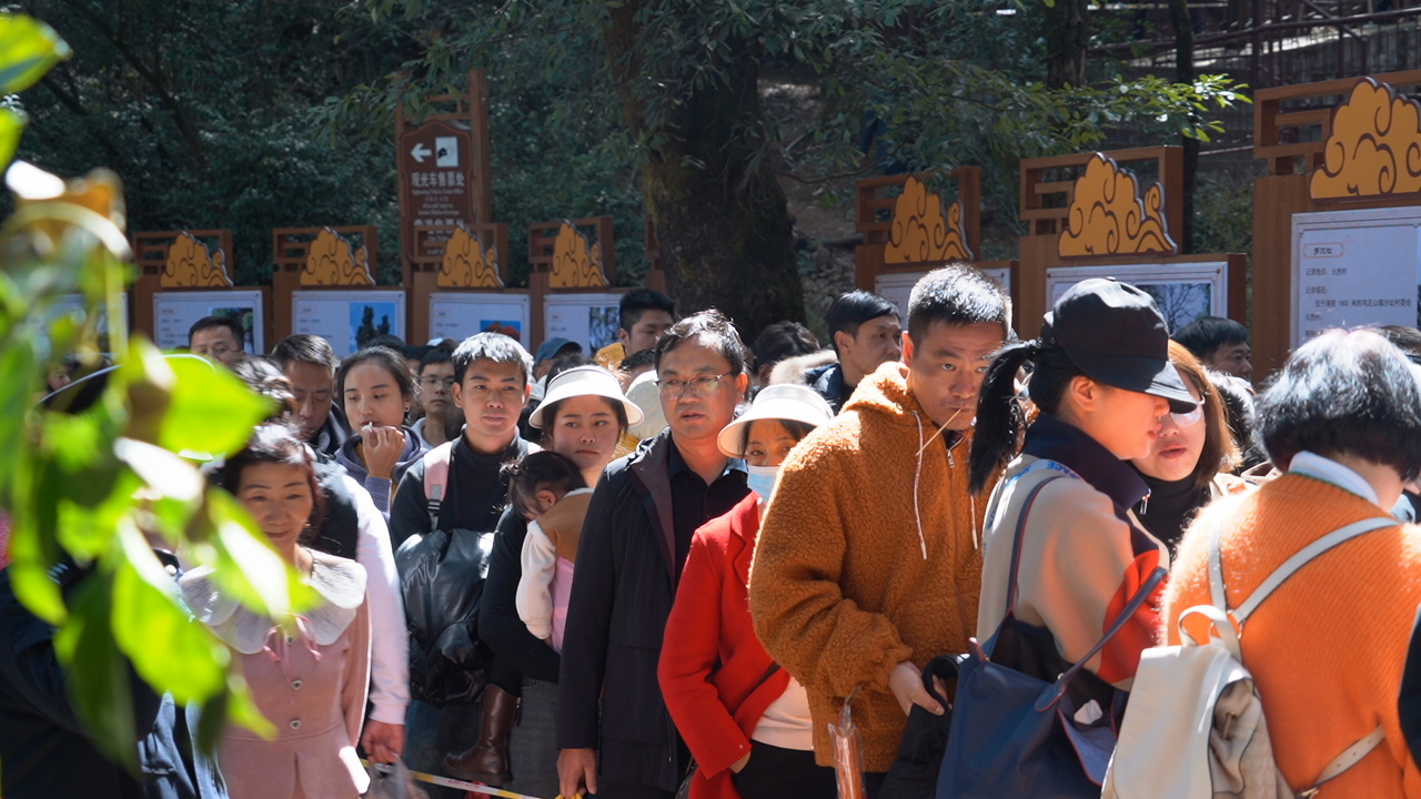 （采访传编辑）大理宾川：春节期间景区和游客双向奔赴，共同营造“文明之旅” (8).JPG