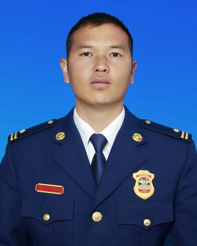杨德鹏 昆明市消防救援支队特勤大队二站站长