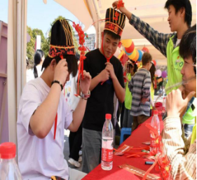 云南工商学院经济与管理学院 拉满开学仪式感迎接学生返校360.png