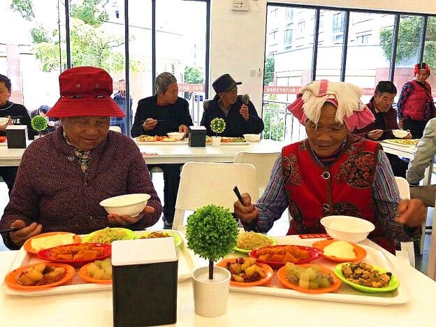 云南的“幸福食堂”和“儿童之家”是啥样？云新闻带你“探店”