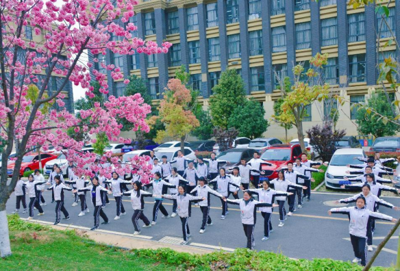 云大附中呈贡中学