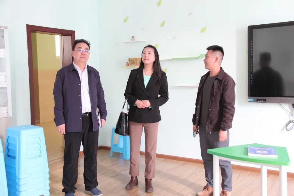 昆一中晋宁学校开展教师心理健康培训讲座