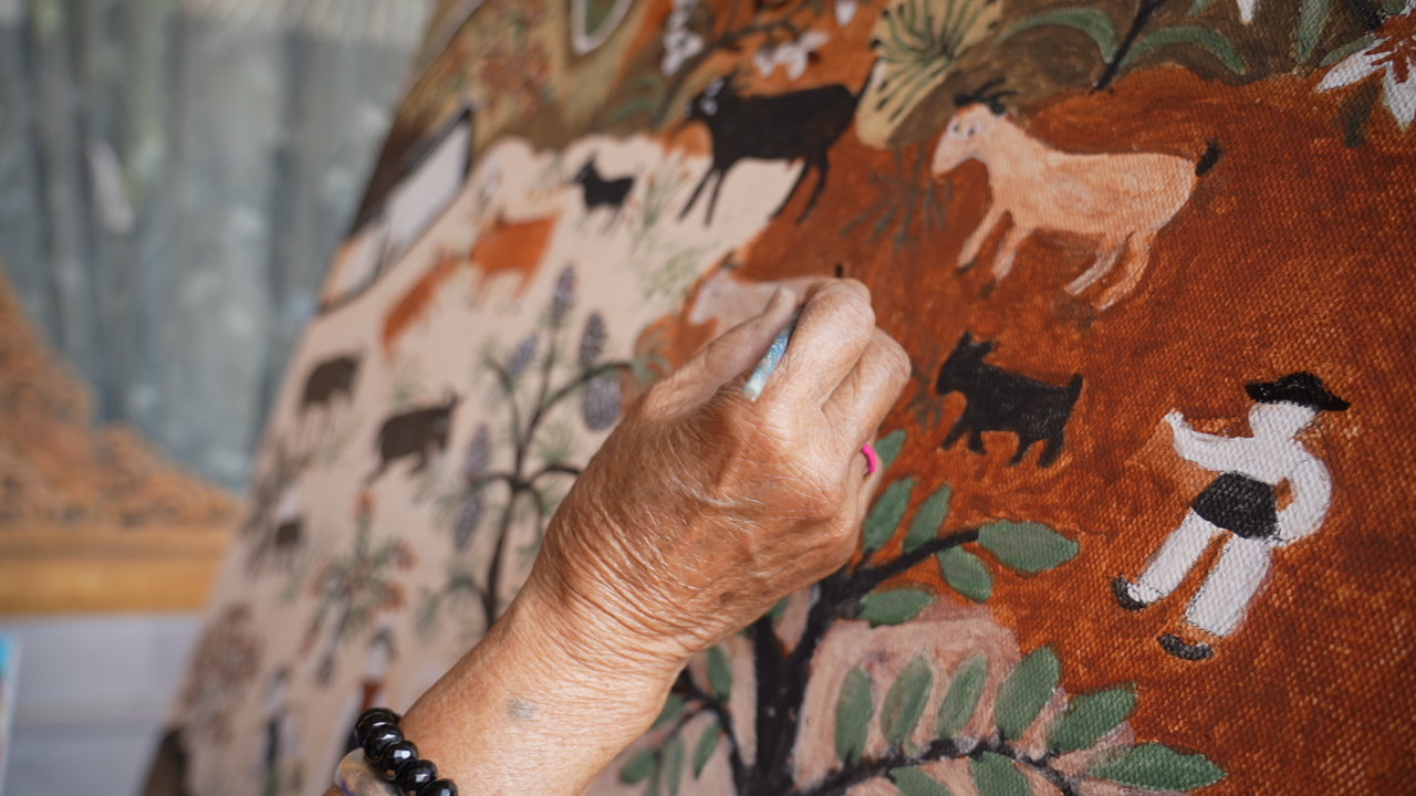 追风逐花 爱在大理 | 白族奶奶的色彩世界：双廊农民画家的故事