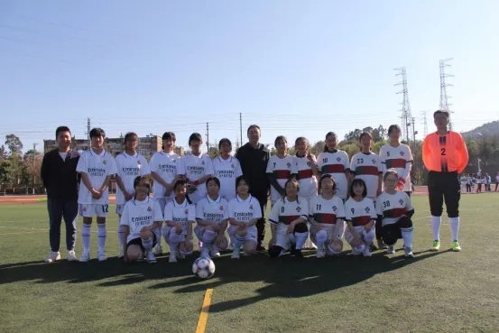 “星火杯”燃情绿茵，昆一中晋宁学校足球赛圆满收官