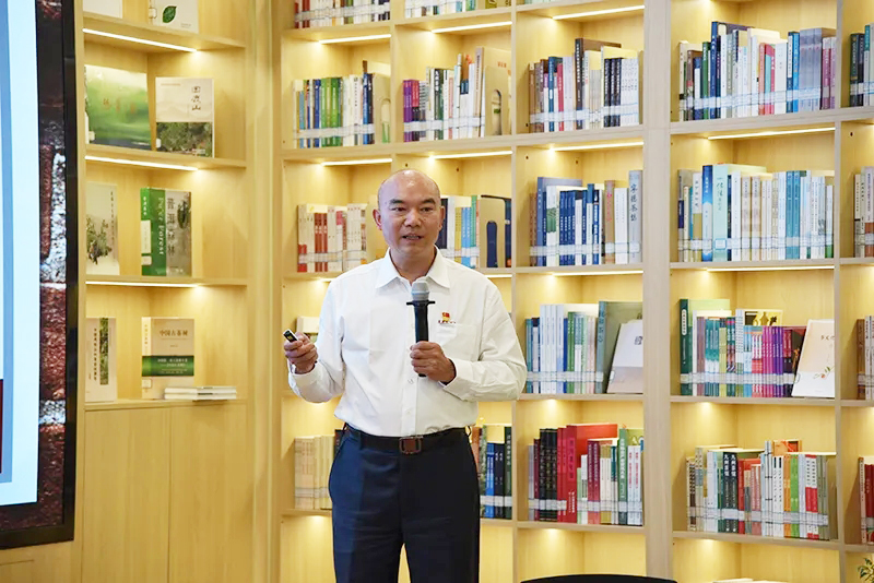 云附西林分校开展《红星照耀中国》读书会活动