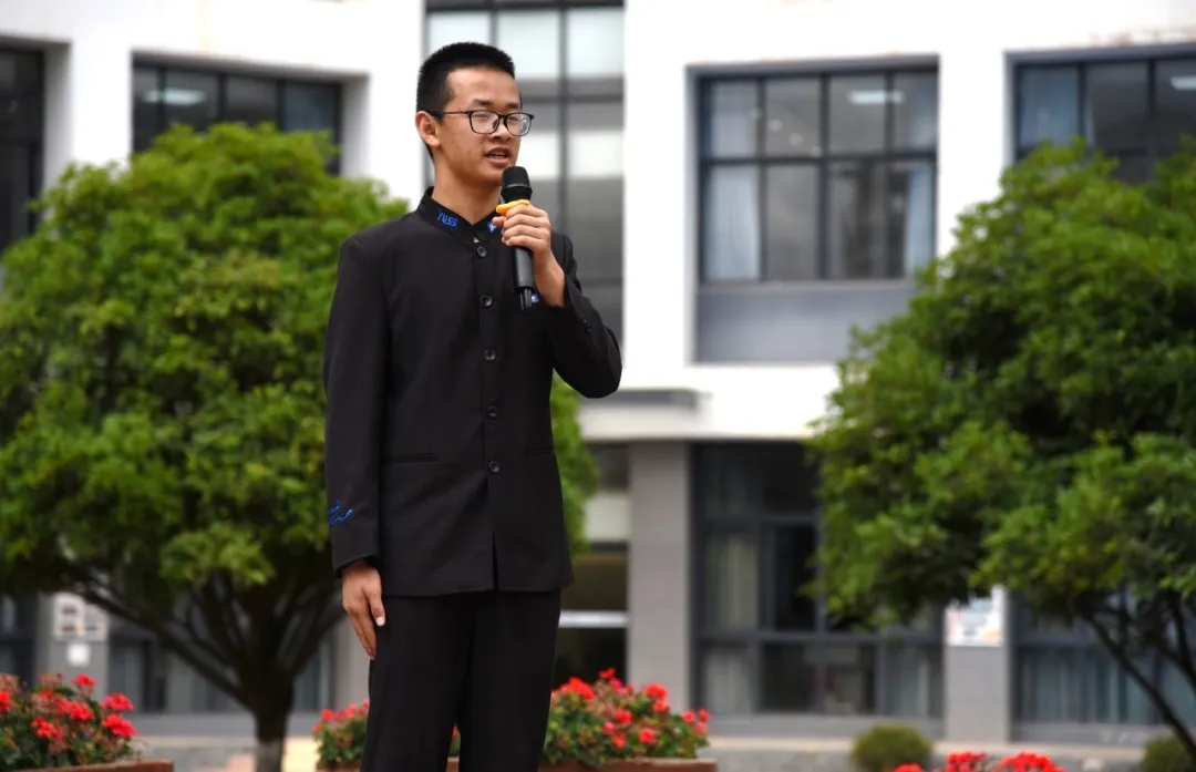 云附西林分校举行初二离队及入团仪式