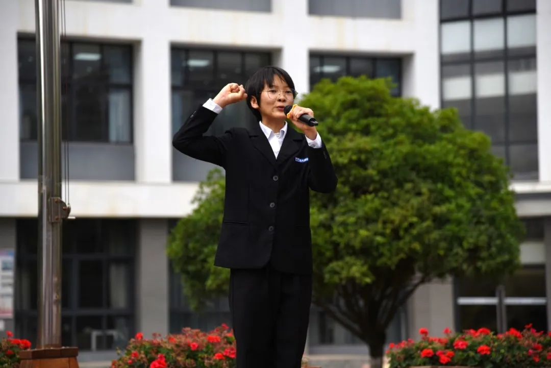 云附西林分校举行初二离队及入团仪式