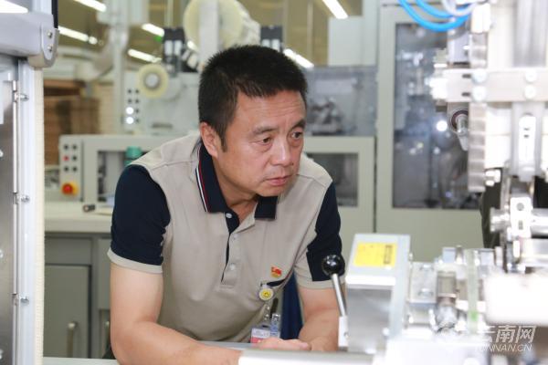 李云杰 吉鹏章 摄.jpg