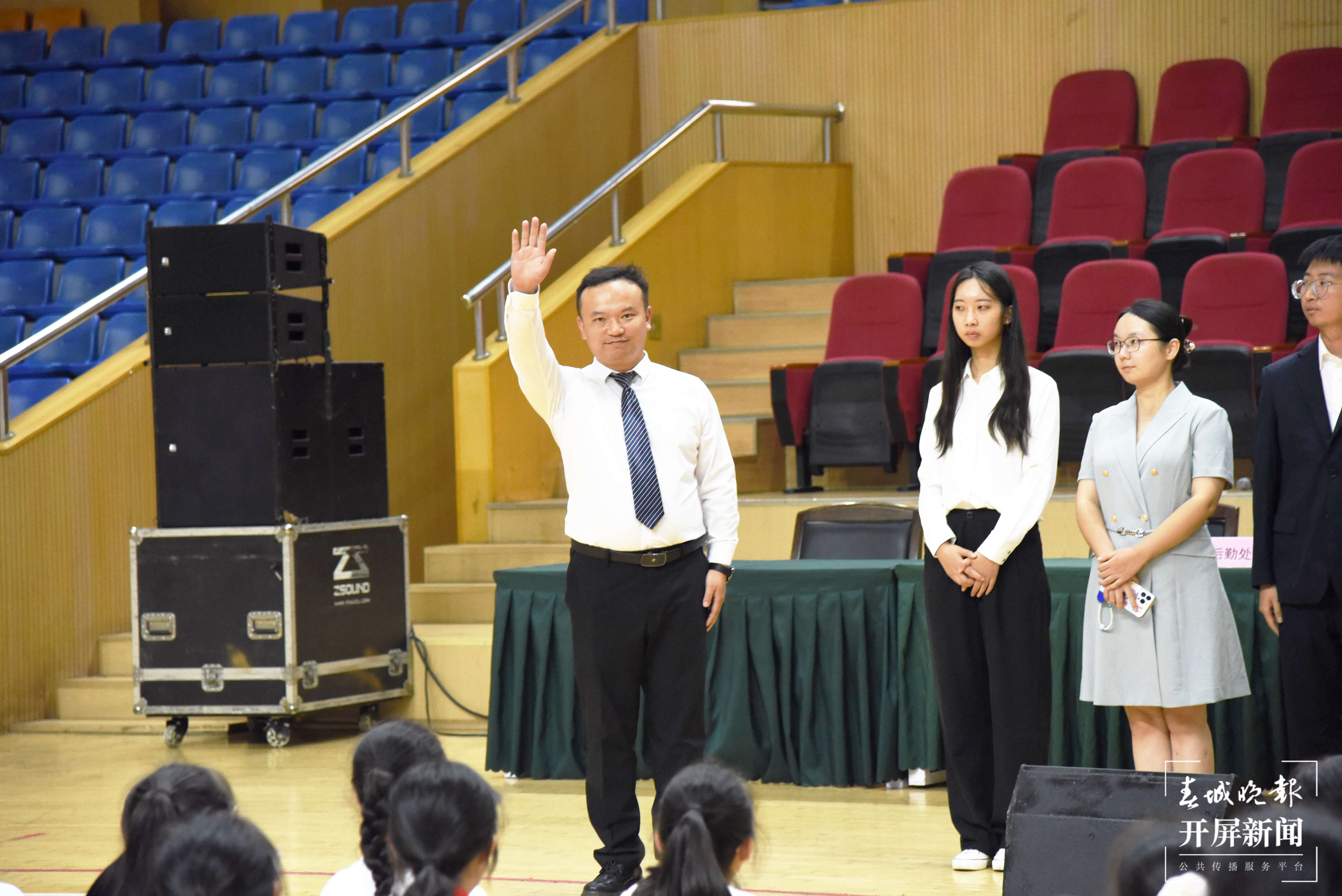 教师团队 (2).JPG