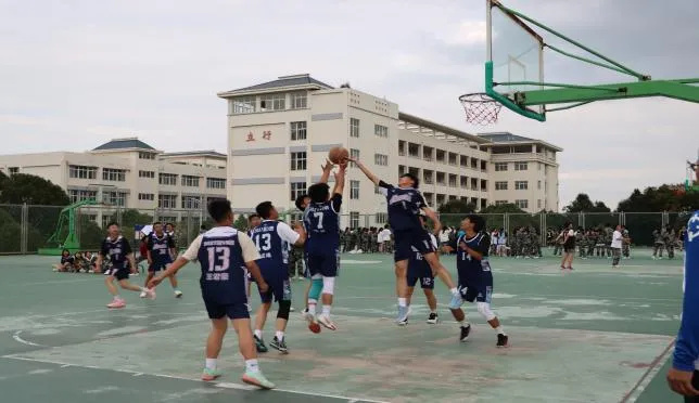 昆一中晋宁学校“星火杯”篮球赛圆满落幕