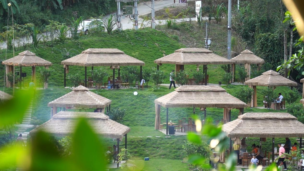 沿着边境看中国｜云南瑞丽芒岗村：移民村变身“宜民村”