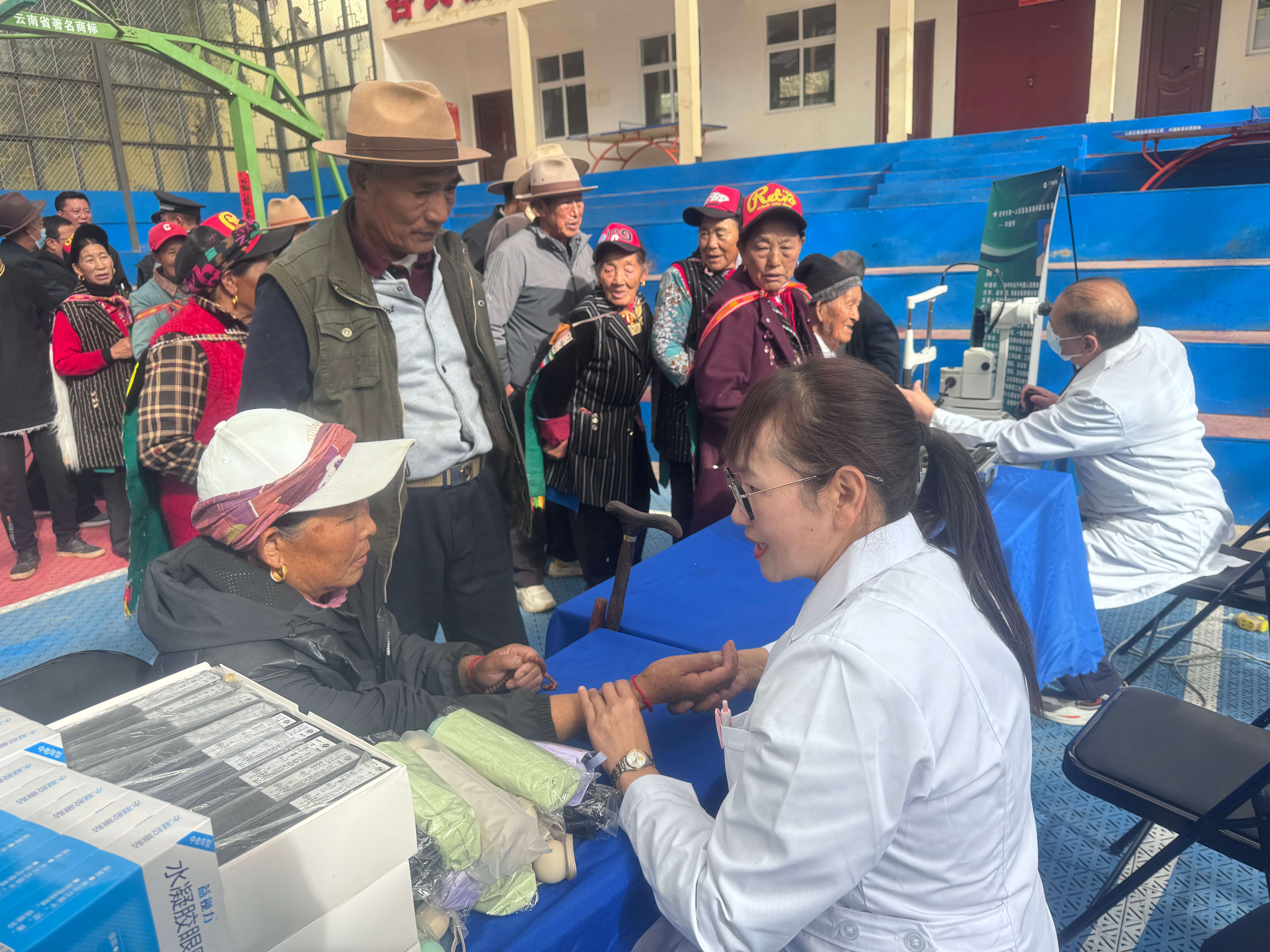 【新时代·新迪庆】多彩活动庆重阳 传递孝亲敬老情