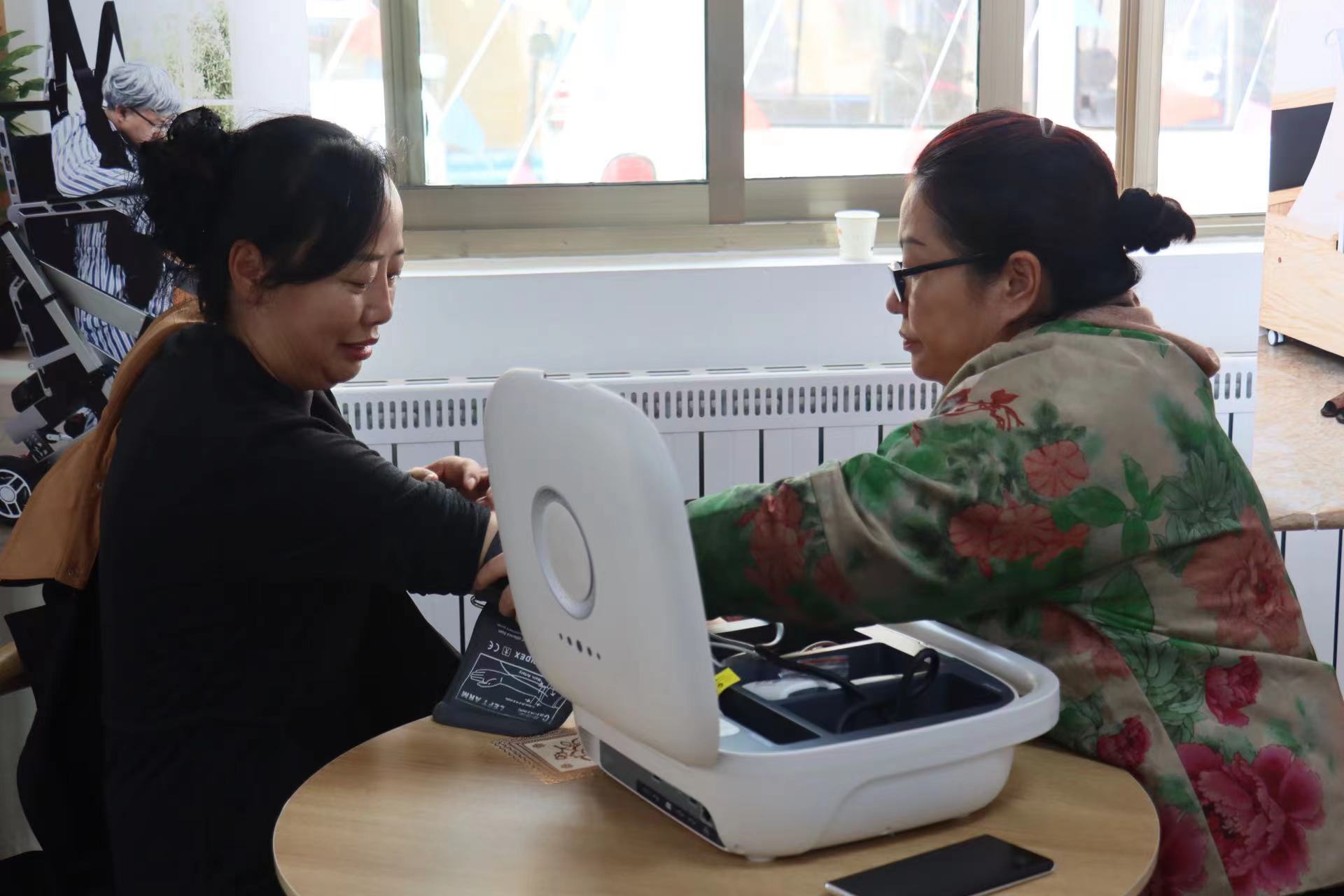 【新时代·新迪庆】八看五比之“养”篇： 谱写新时代 幸福夕阳红