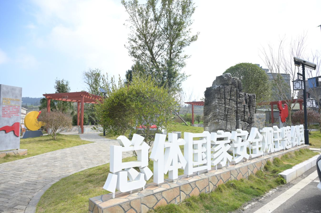 沿着边境看中国｜云南马关茅坪村：南疆国门村的幸福华章