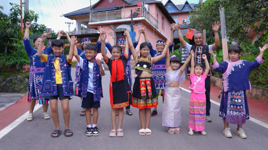 云南勐腊会龙村：哈尼风情浓 千里引客来8.png