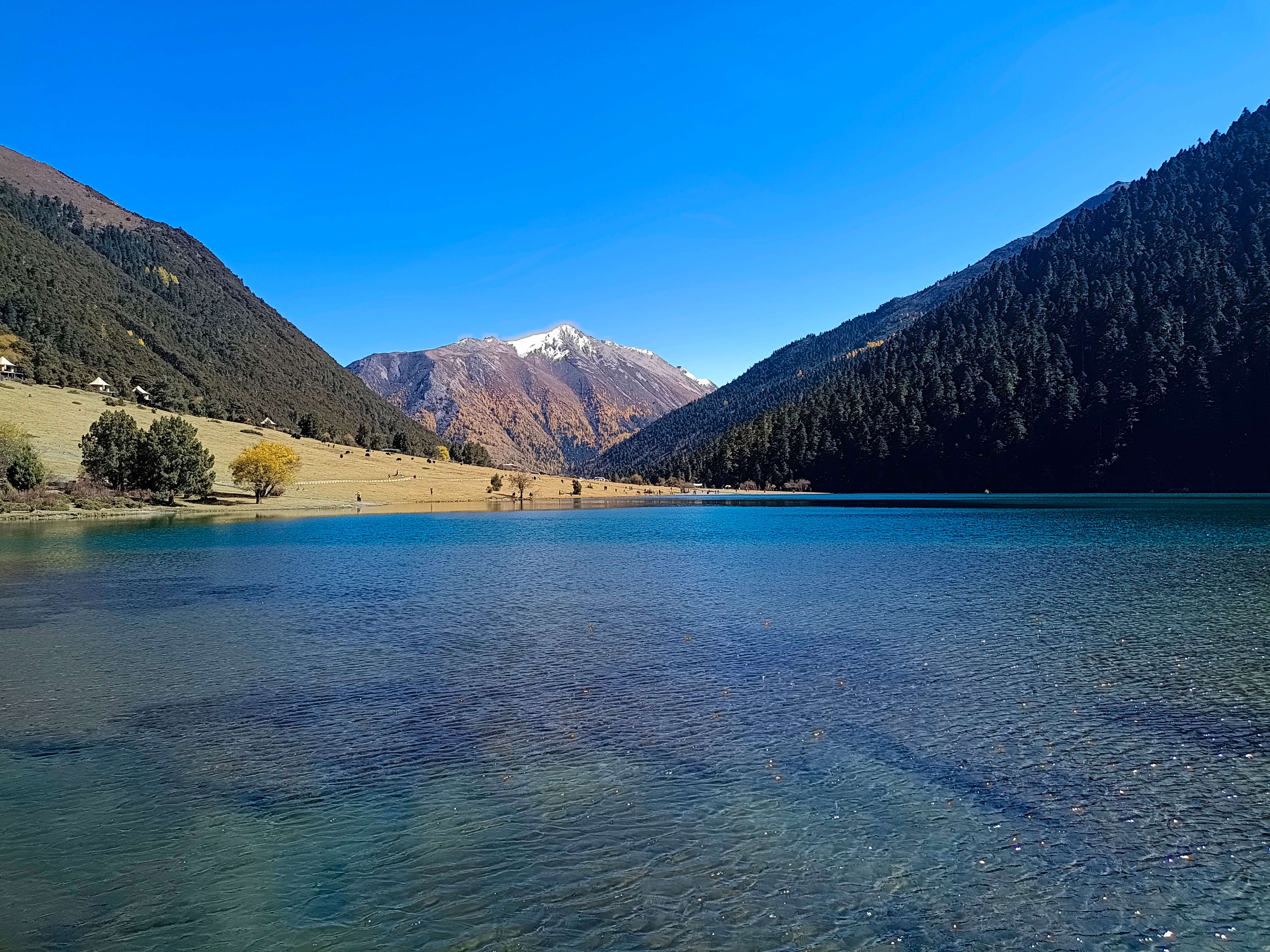 幸福香巴拉·美丽新画卷丨无底湖走红的秘密