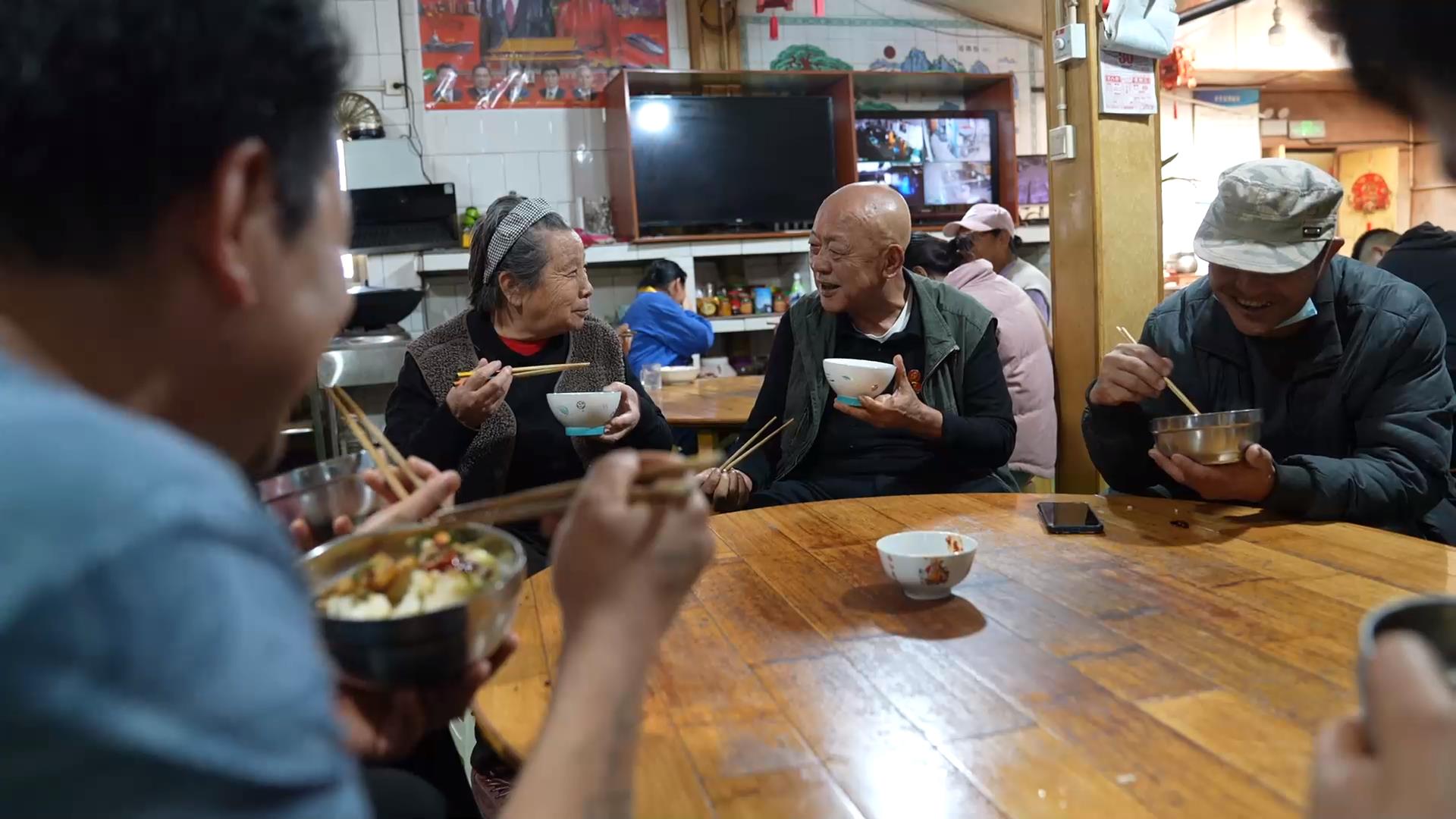 幸福香巴拉·美丽新画卷 | “我”和酒的这四十年