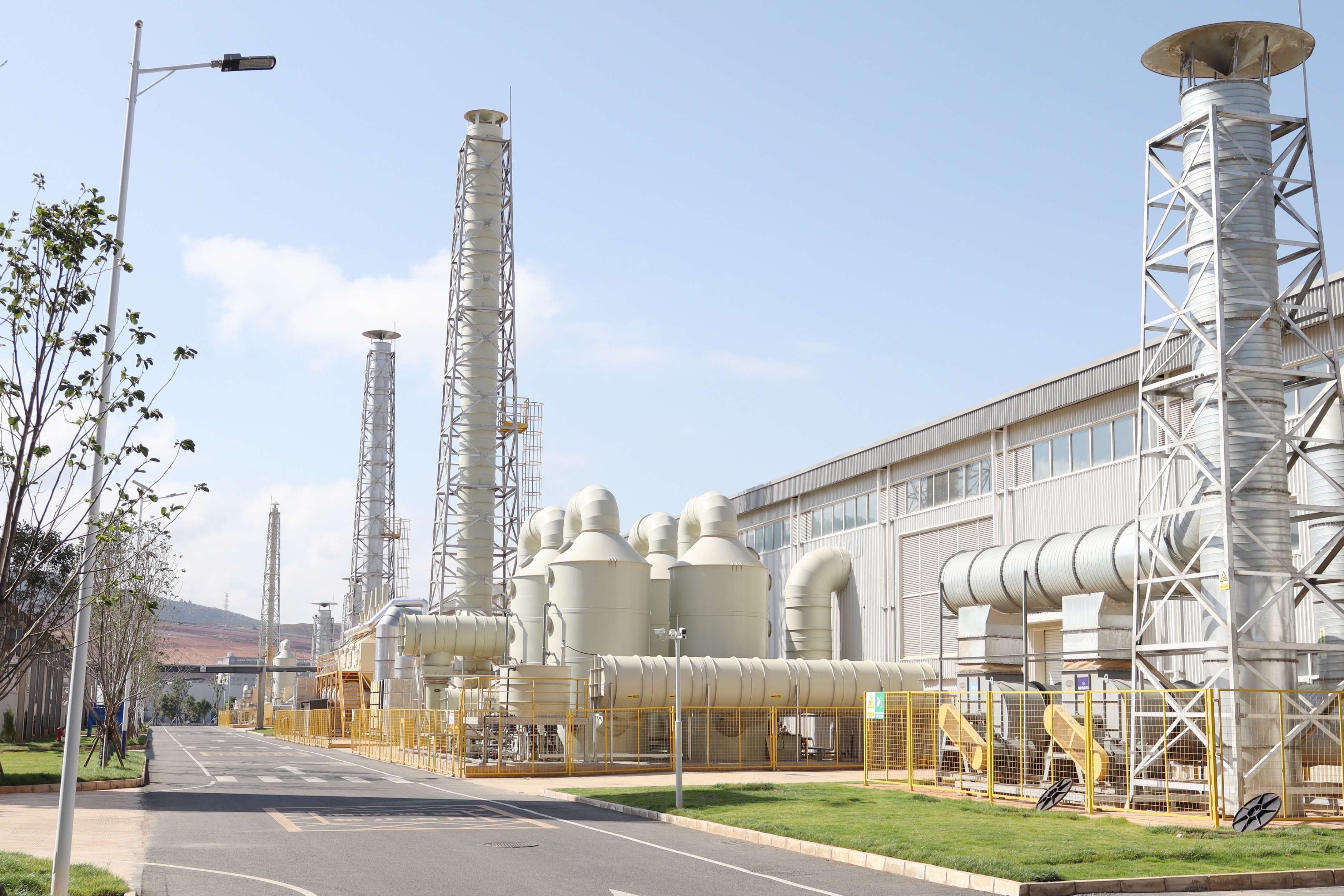 高质量发展大理行|“光”速崛起！大理硅光伏产业迅猛崛起