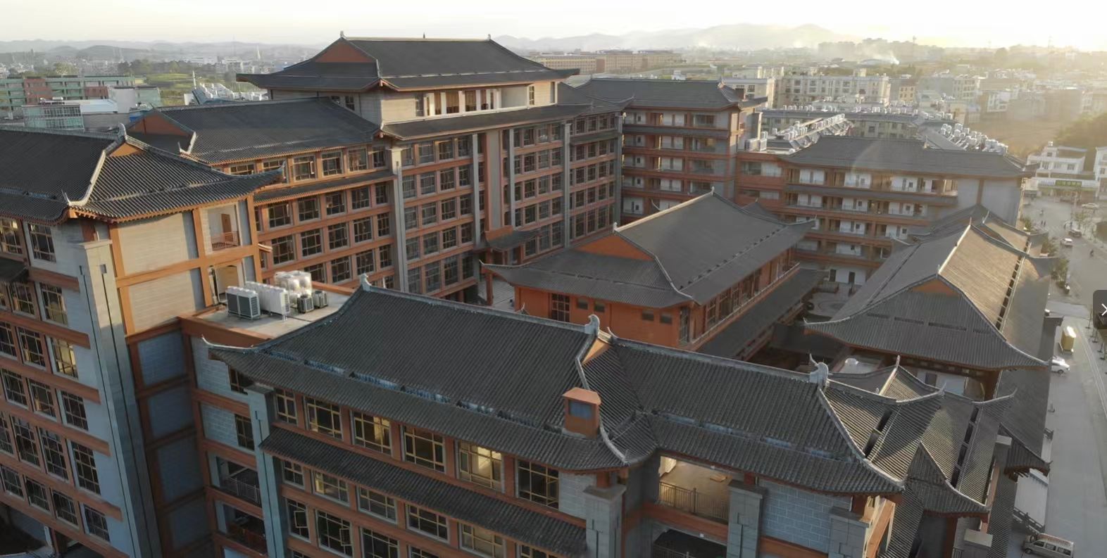 好山好水出好药丨砚山县：医养旅居蓄势出圈