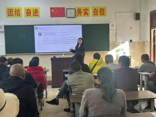 家校携手共促学生成长！昆一中晋宁学校高二年级家长会圆满落幕