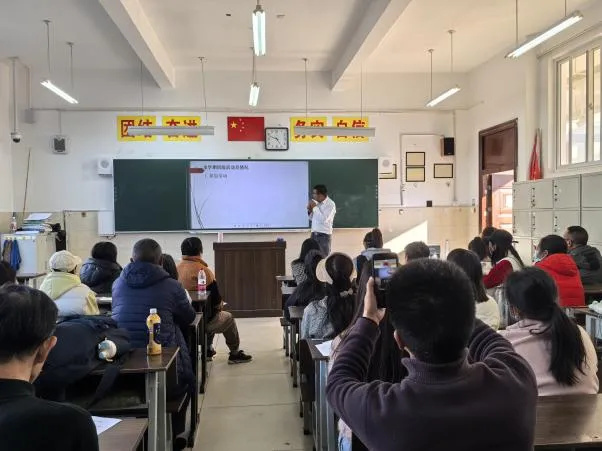 家校携手共促学生成长！昆一中晋宁学校高二年级家长会圆满落幕