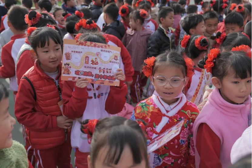 西林附中小学部“无纸化”测评：趣味活动挖掘学生多元潜能