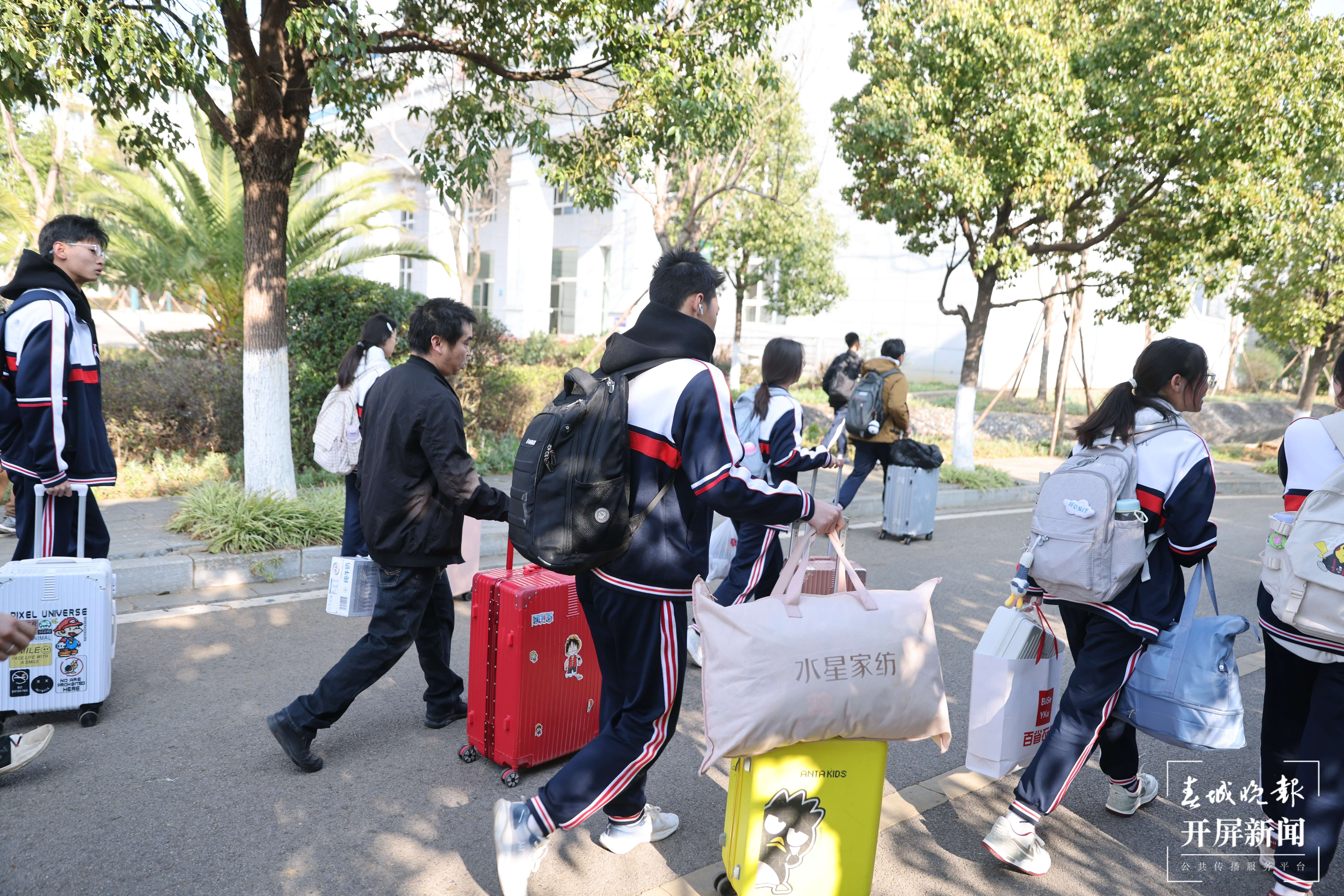 昆一中晋宁学校新学期启航：师生共迎挑战，校园焕发新气象