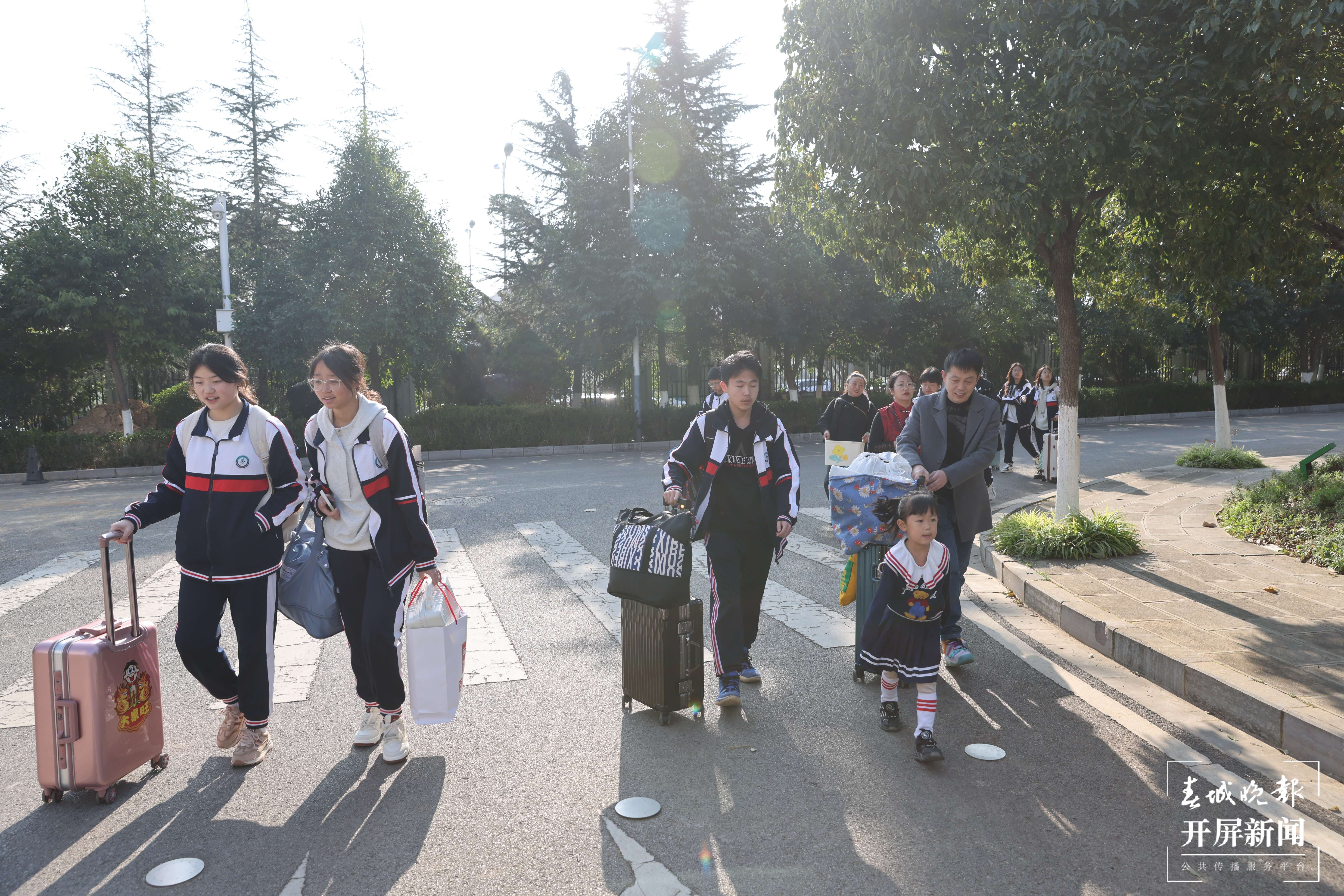 昆一中晋宁学校新学期启航：师生共迎挑战，校园焕发新气象