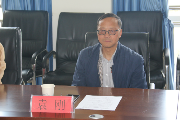 云师大外语学院与昆一中晋宁学校共建实习基地