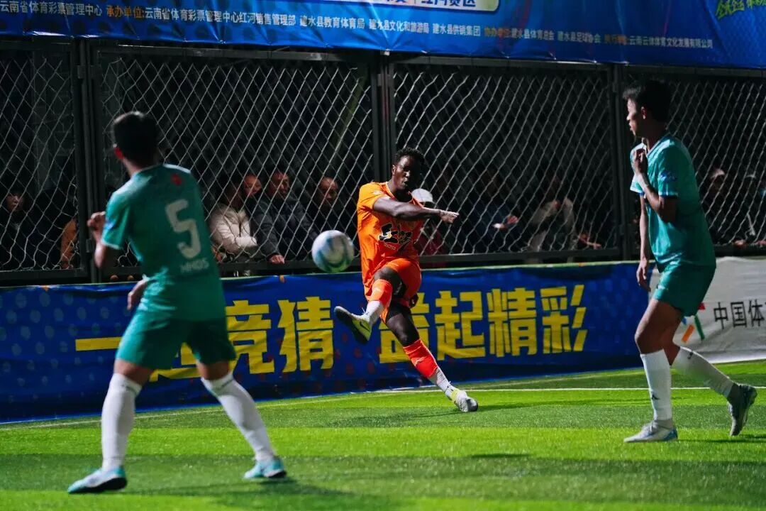 2025年社会足球真的是爆发式增长从六万场一下暴增到14万场江苏超级足球联赛官网 - 2025赛季赛程+积分榜+视频直播