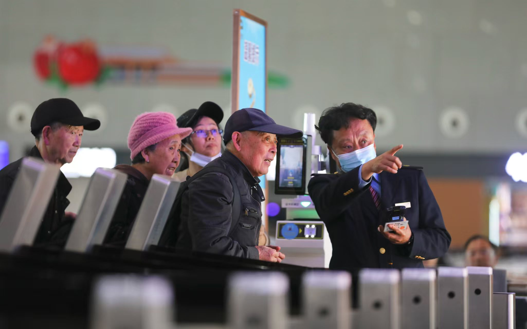 元旦小长假 云南铁路发送旅客超110万人次