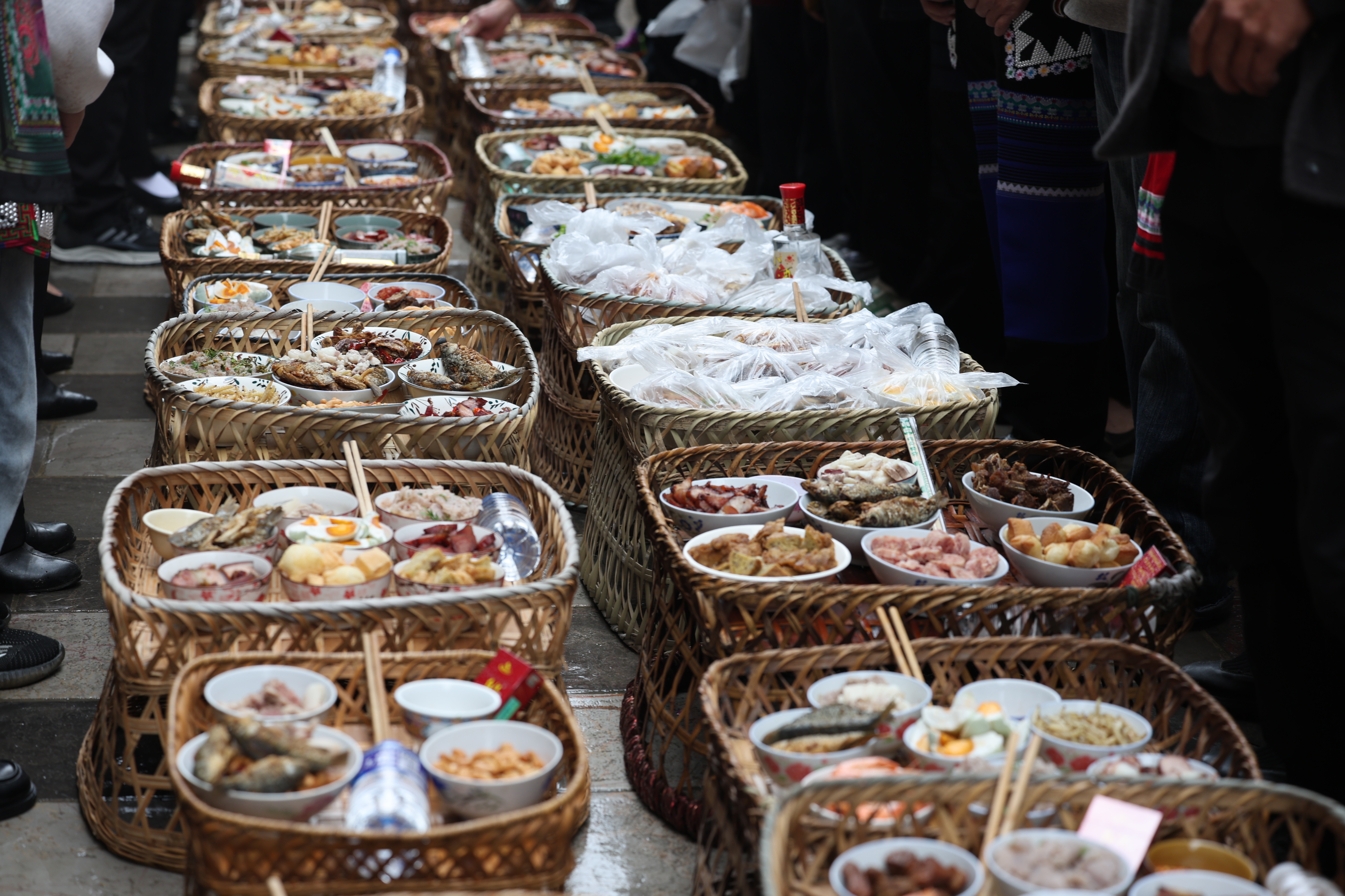 26年1月4日长街宴上的美食卢梦妮摄 (2)