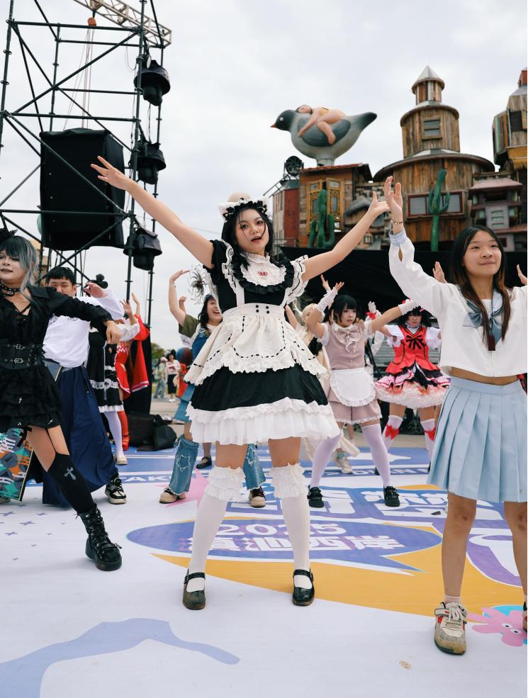 快闪宅舞示意图