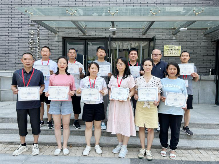 昆一中晋宁学校教师走进北师大