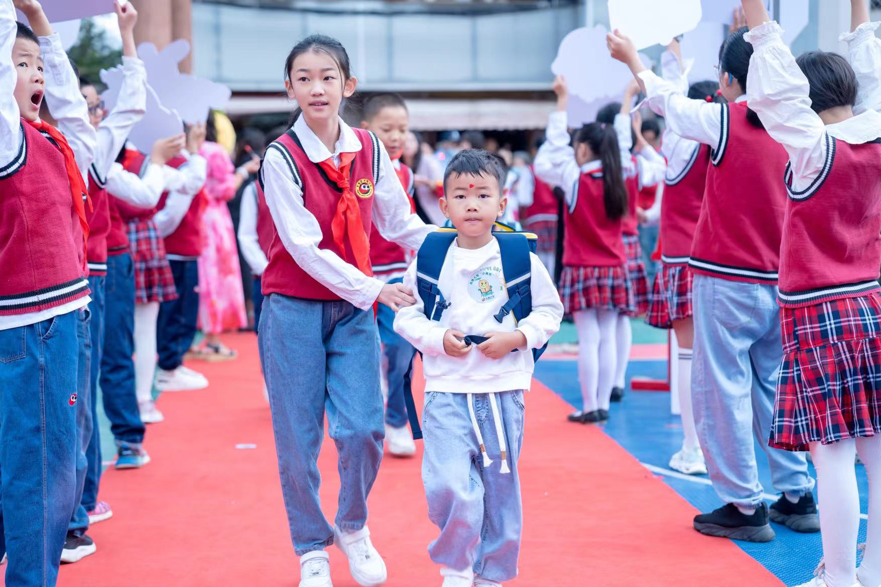 大观小学开学