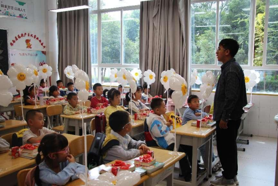 “幼”上学啦 满“新”欢喜遇见你345.png