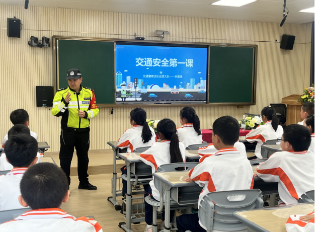 20230905交通安全进校园   防诈知识记心间2023.9.8766.png