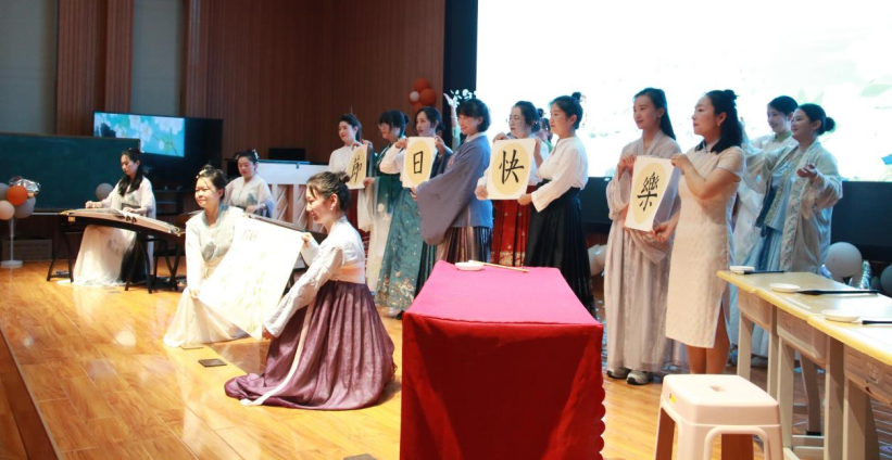 昆明市中华小学：致敬“躬耕者”，欢庆教师节