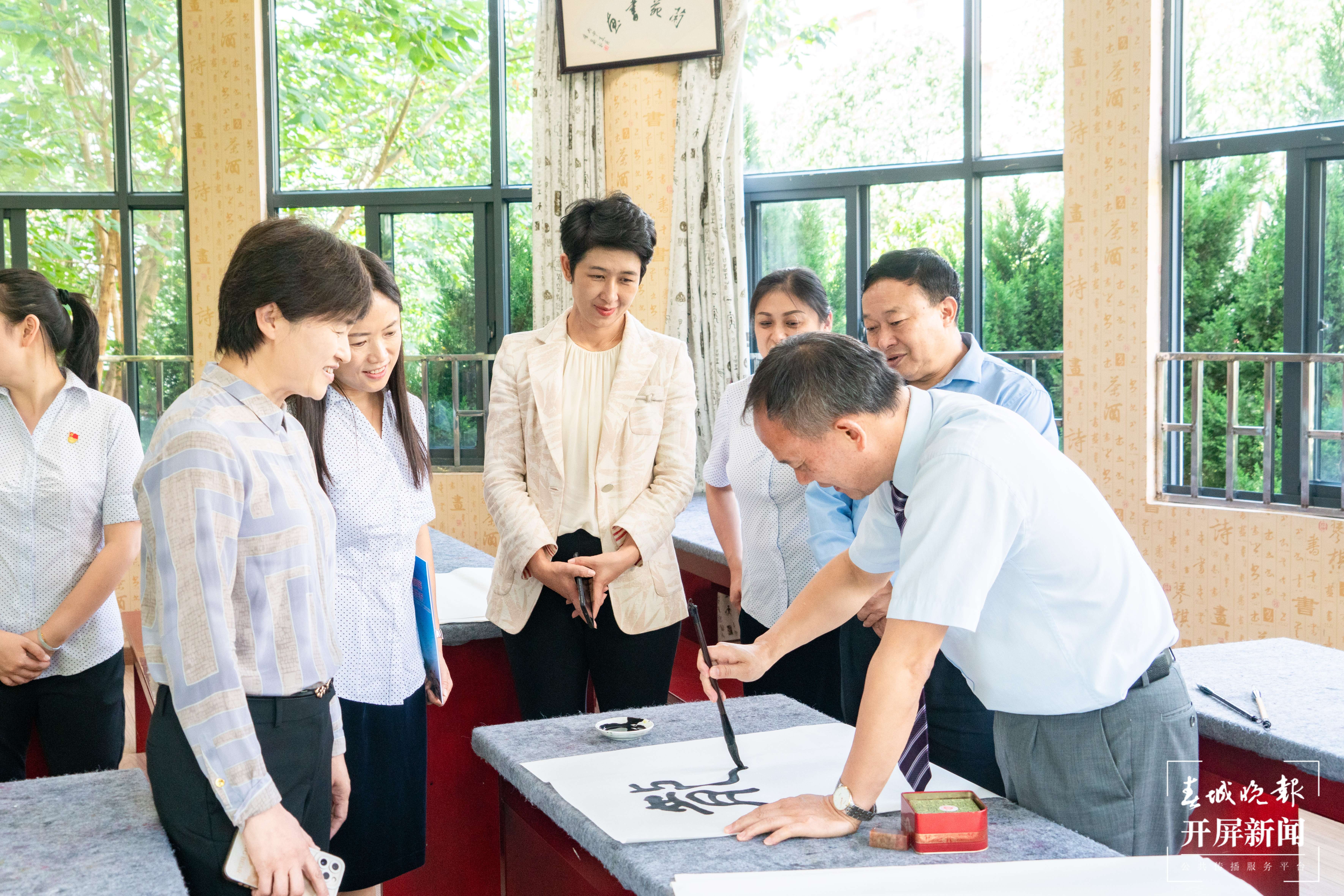 金康园小学调研