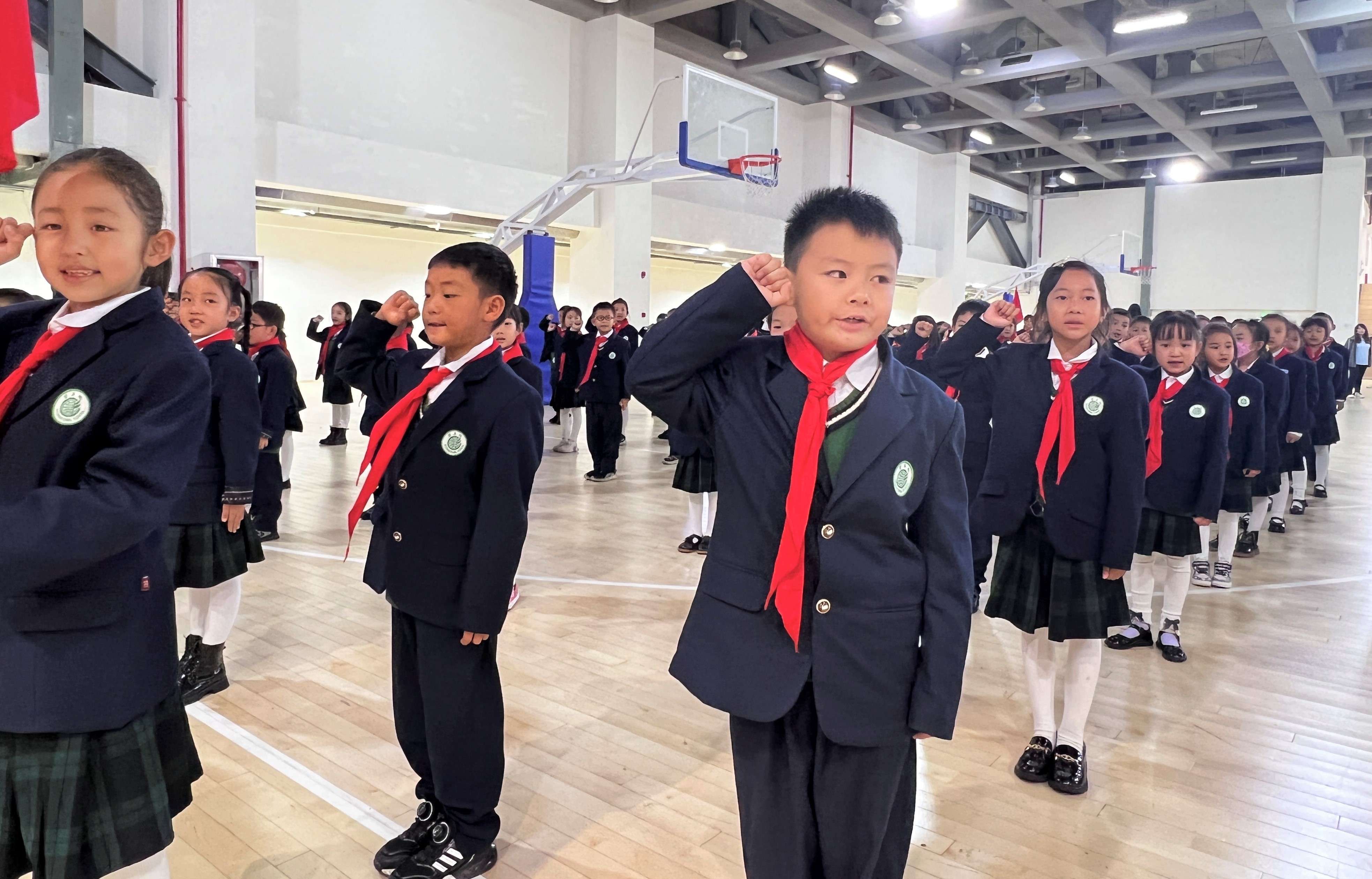 芳草地国际学校
