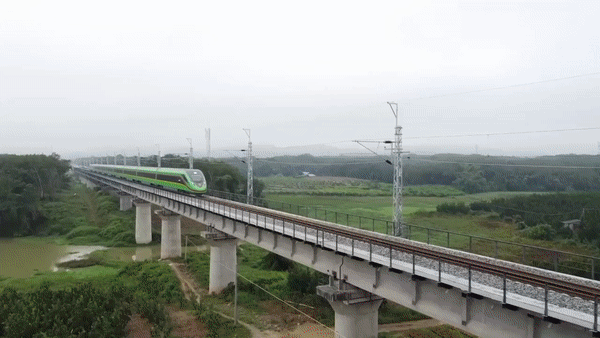 志同而气和的朋友2.gif