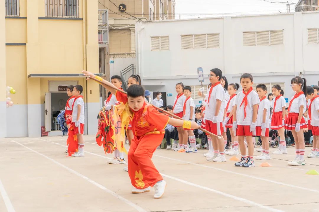 东华小学