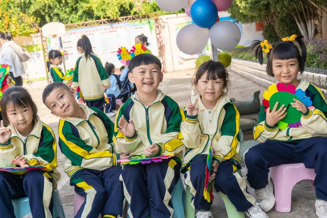 东华小学