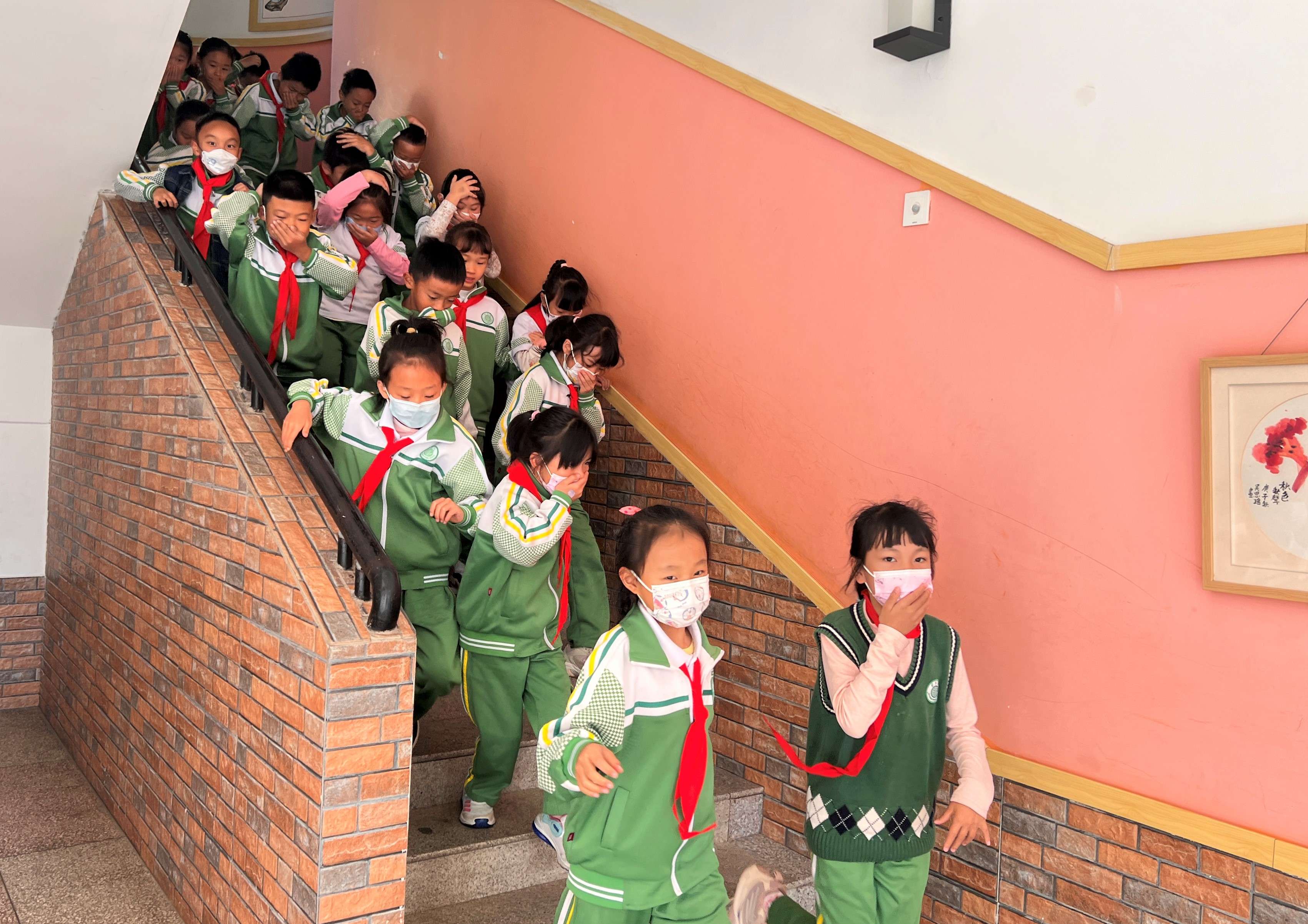 昆明市西山区芳草地国际学校