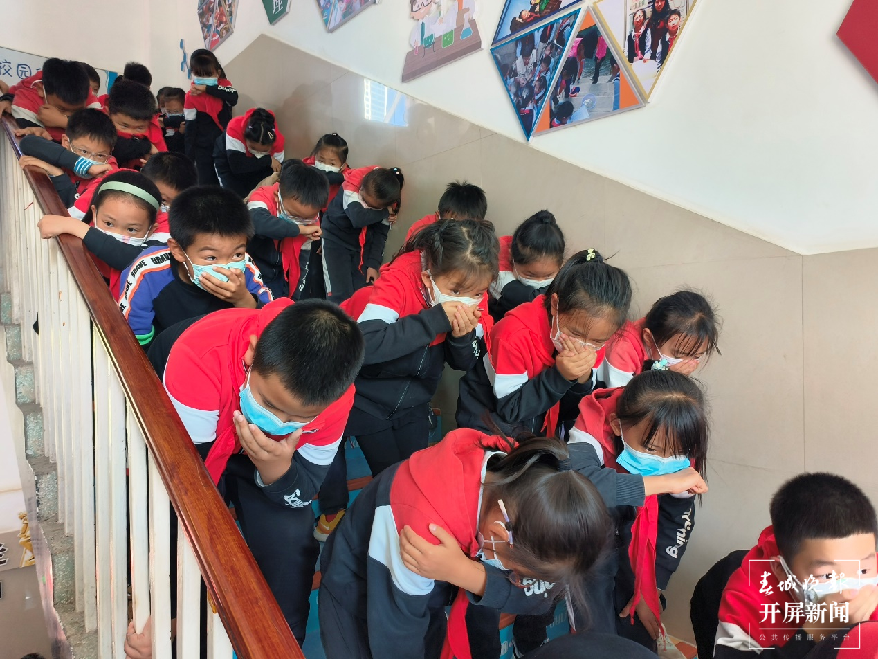 盘龙小学7.png